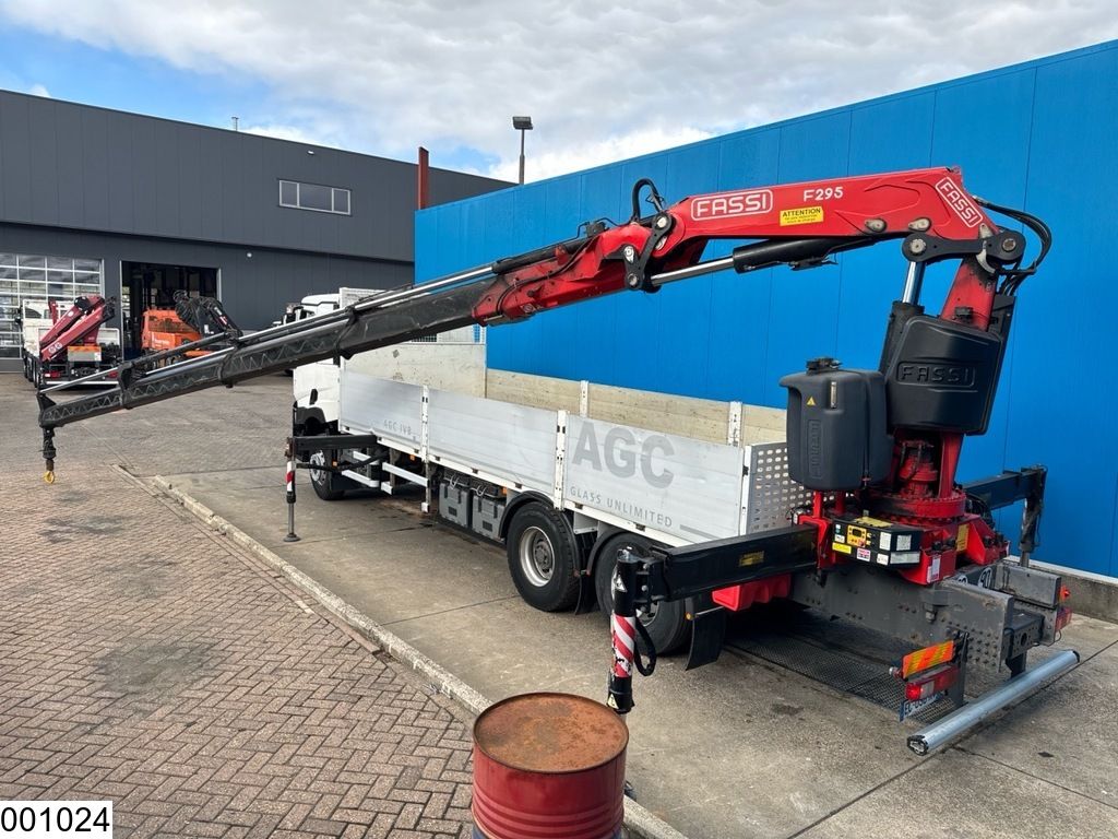 Renault C 380 EURO 6, Fassi, Remote