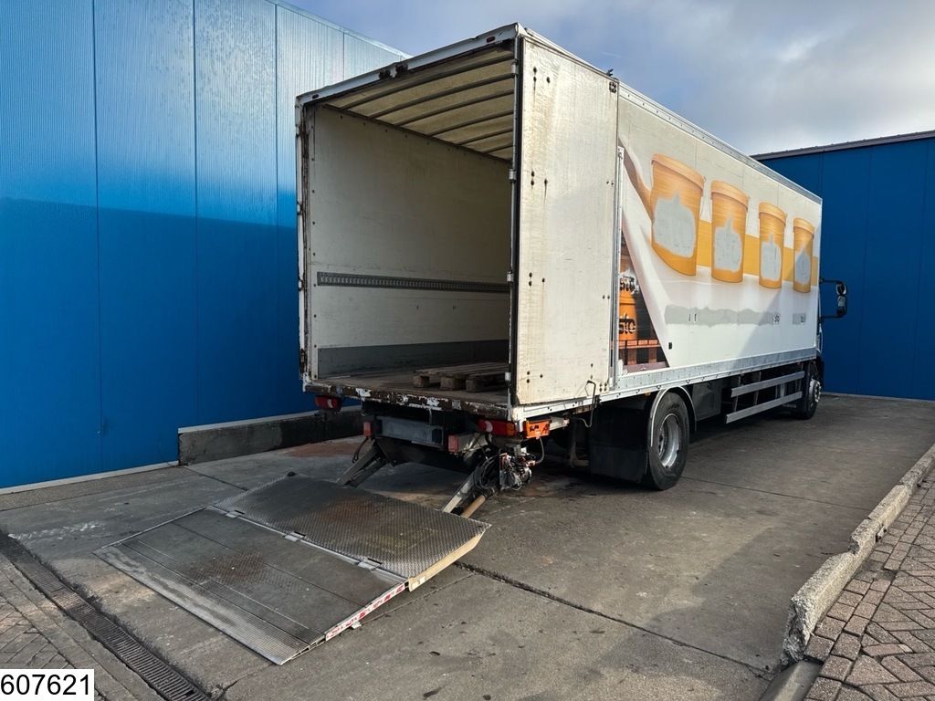 Iveco 180E28 EURO 5, Dhollandia, Handgeschakeld