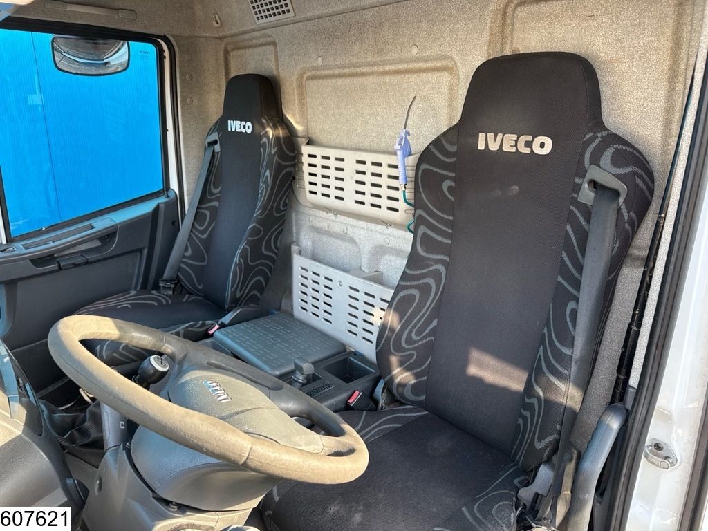 Iveco 180E28 EURO 5, Dhollandia, Handgeschakeld