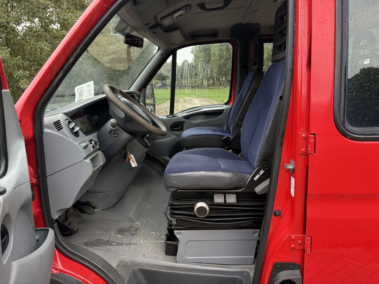 Be trekker Iveco Daily 40C18 jeep-as -be oplegger Jeeb-as semi