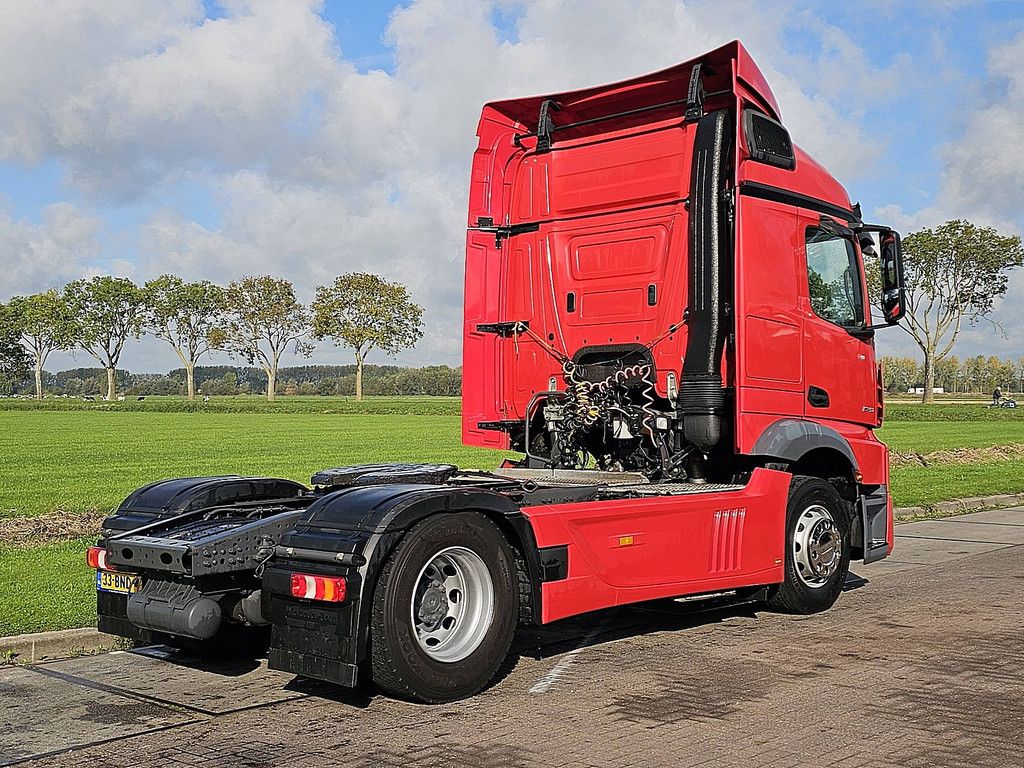 MERCEDES-BENZ ACTROS 1840 skirts nl-truck