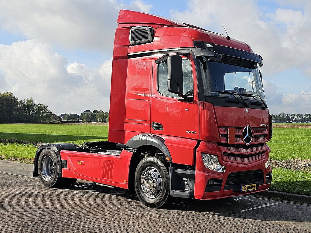 MERCEDES-BENZ ACTROS 1840 skirts nl-truck