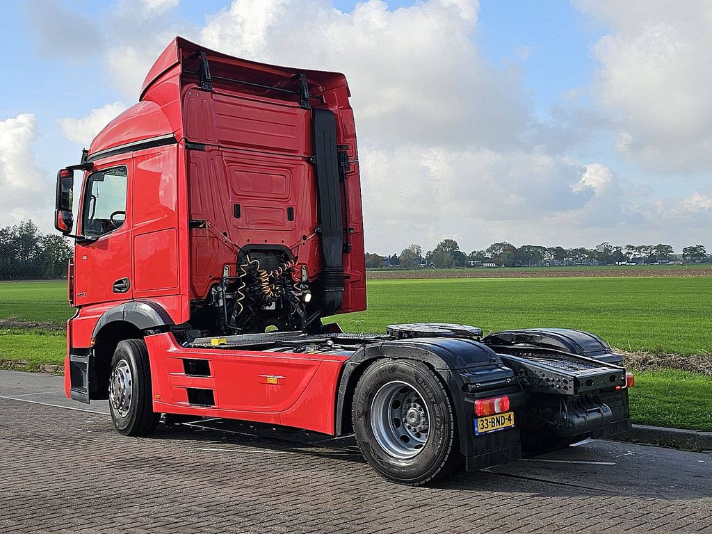 MERCEDES-BENZ ACTROS 1840 skirts nl-truck
