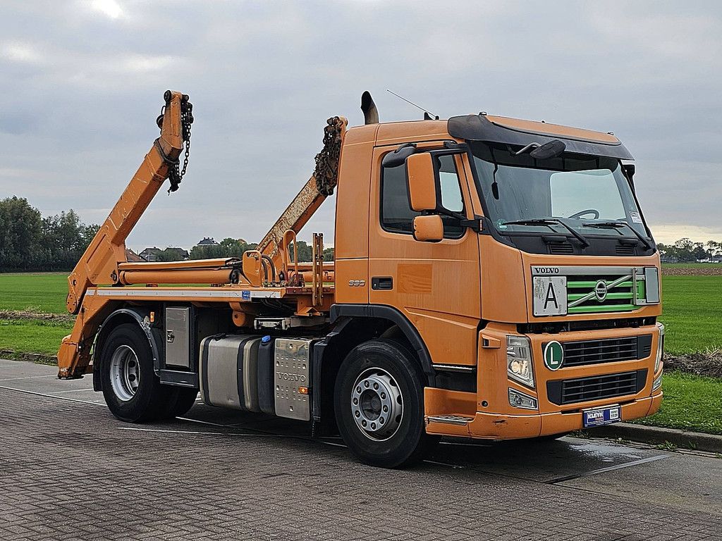 VOLVO FM 330