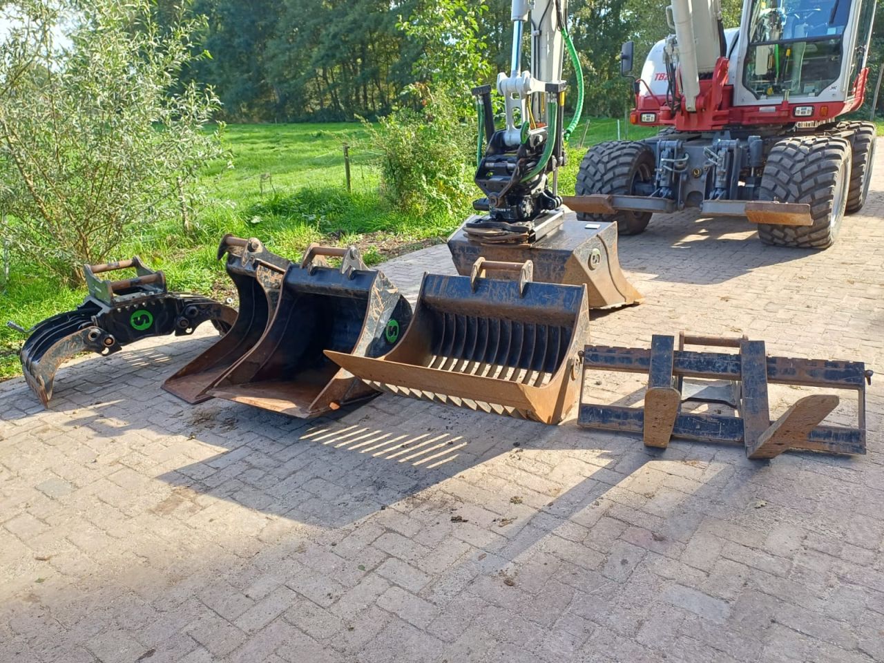 Takeuchi TB295W | bj 2014 | 9320uur | Steelwrist dks | Compleet