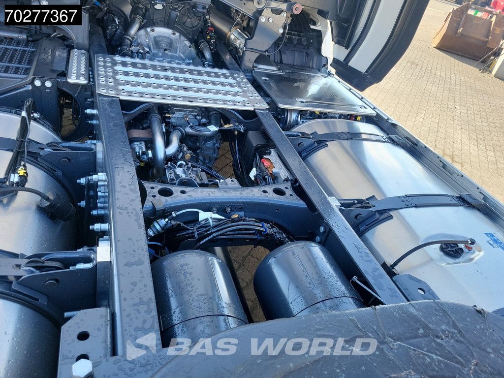 Scania S560 4X2 NEW! Retarder Full-Air 2xTanks Leder Standklima Navi ACC LED