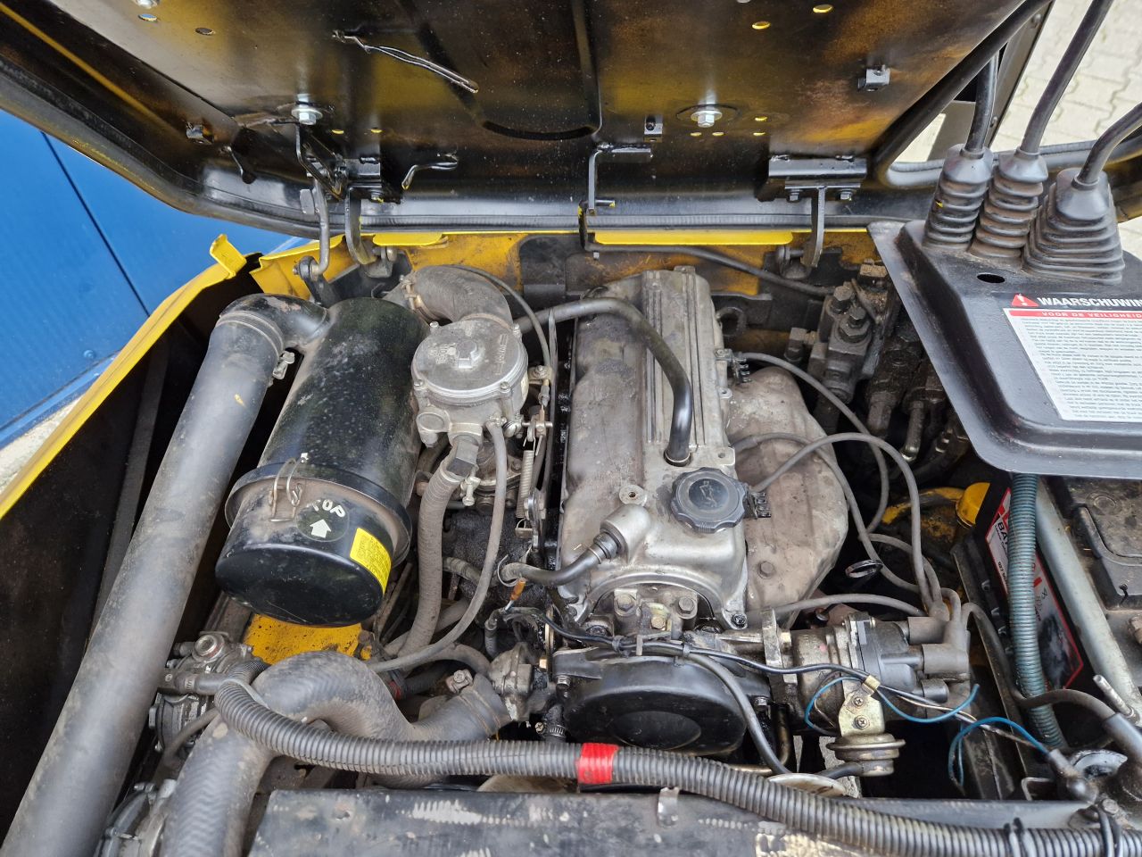 YALE GLP20 HEFTRUCK LPG MET TRIPLOMAST SIDESHIFT EN FREELIFT