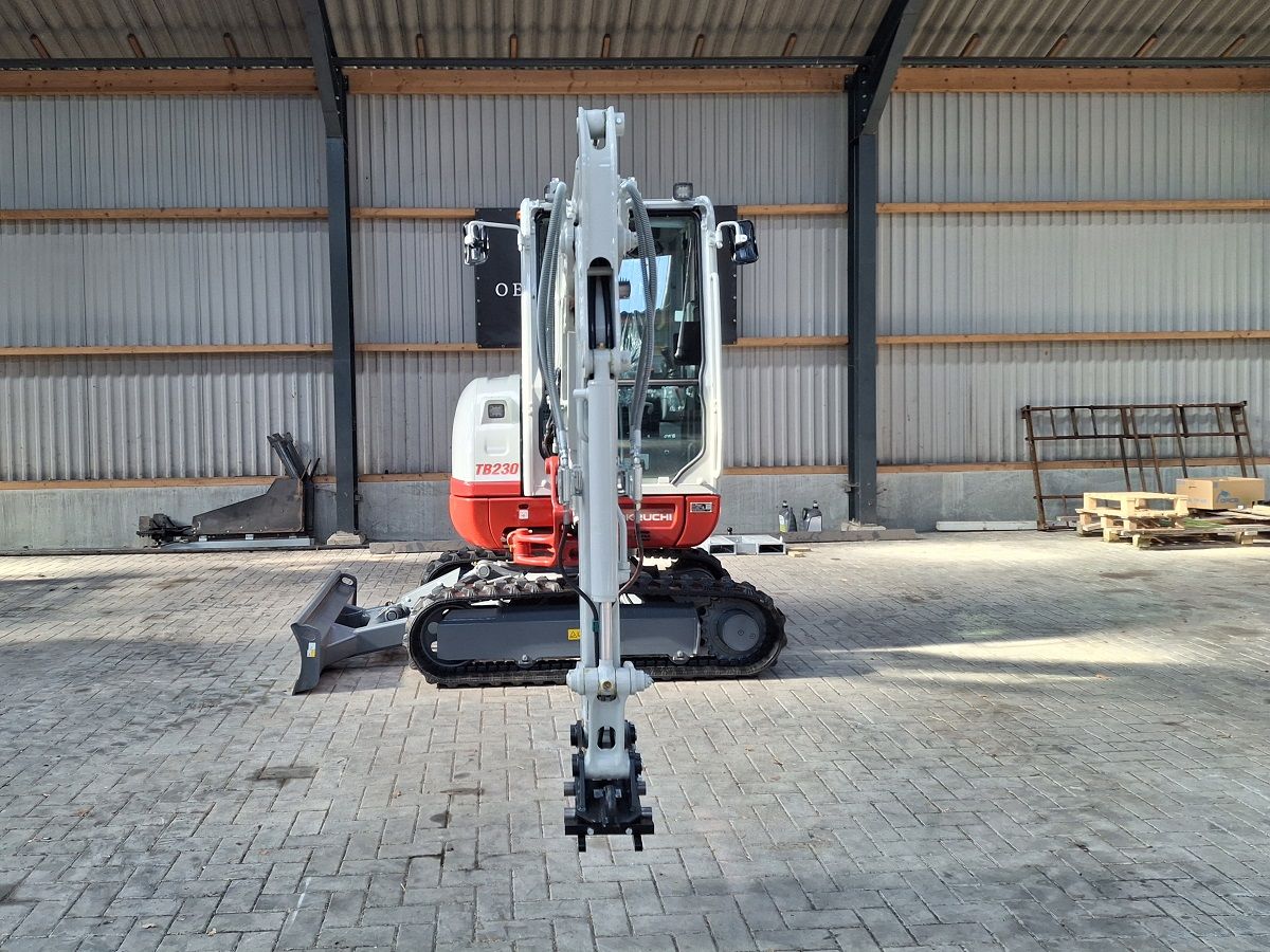 Takeuchi TB230, BJ2025, Nieuw!
