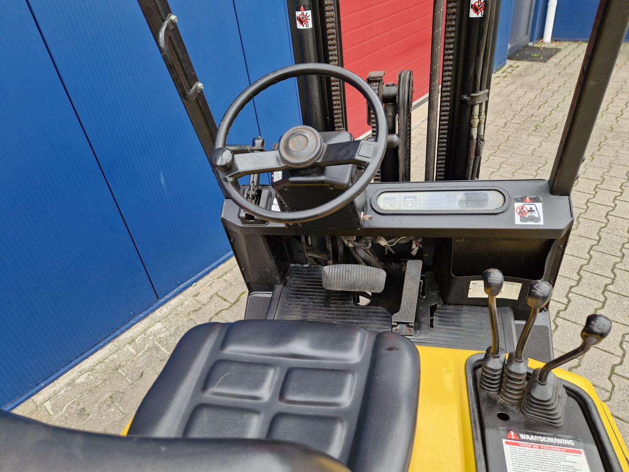 YALE GLP20 HEFTRUCK LPG MET TRIPLOMAST SIDESHIFT EN FREELIFT