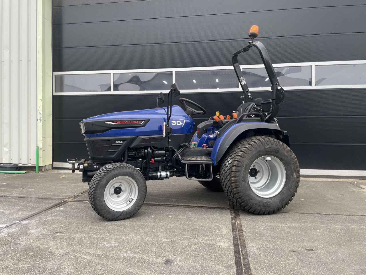 Farmtrac 30H