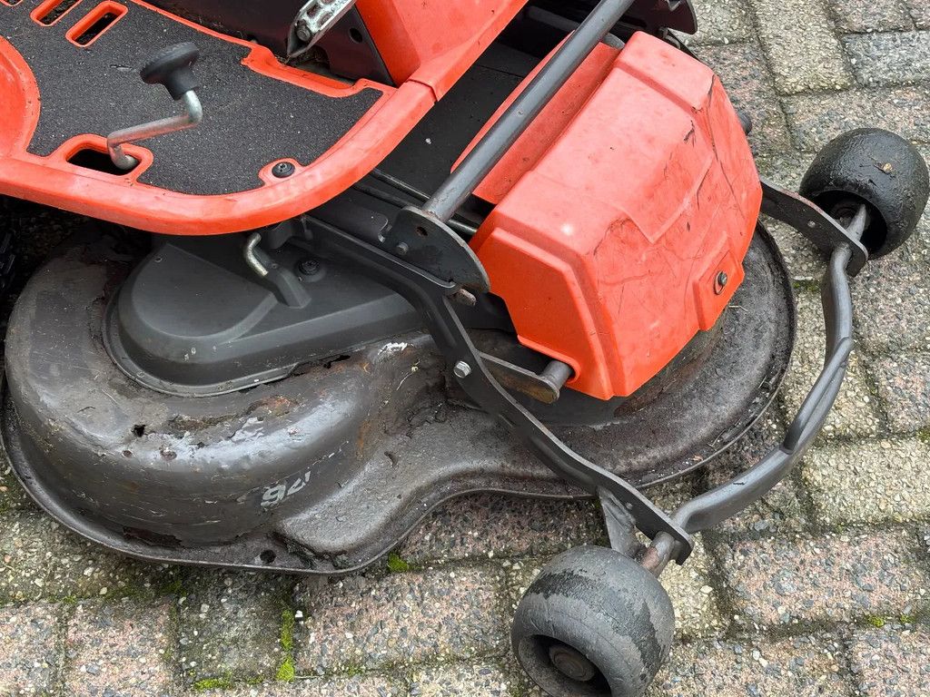 Husqvarna gebruikte frontmaaier R15c rider