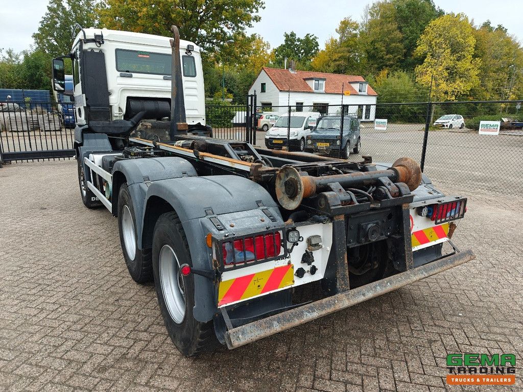 MAN TGS-TGX 26.440 6x4 Dagcabine Euro5 - AJK 20T HaakarmSysteem - Volledig Bladgeveerd - Naafreductie - Handgeschakeld
