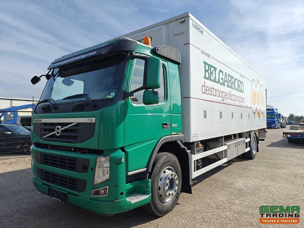 Volvo FM330 4x2 Day Cab Euro5 - Chicken Box 8.4m + Webasto Heater + Dhollandia 2000KG
