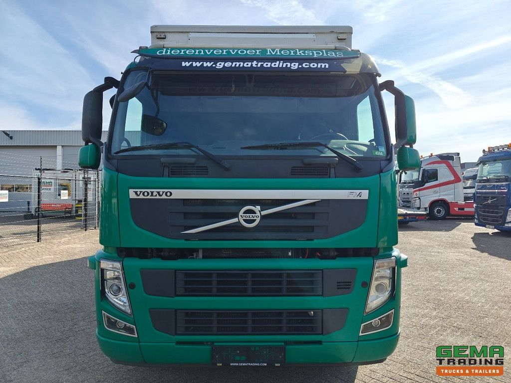 Volvo FM330 4x2 Day Cab Euro5 - Chicken Box 8.4m + Webasto Heater + Dhollandia 2000KG