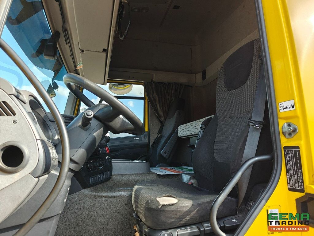 DAF CF 400 FT 4x2 Spacecab Euro6A - Side Skirts - SMARTTacho V2