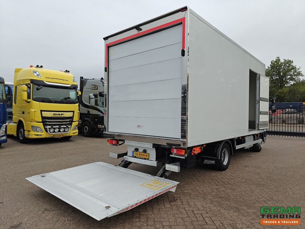 DAF LF 210 FA 4x2 Daycab Euro6A – Kühl-/Gefrierschrank 5,5 m + Carrier Supra 550 + Hebebühne 2000 kg – 173.000 km!