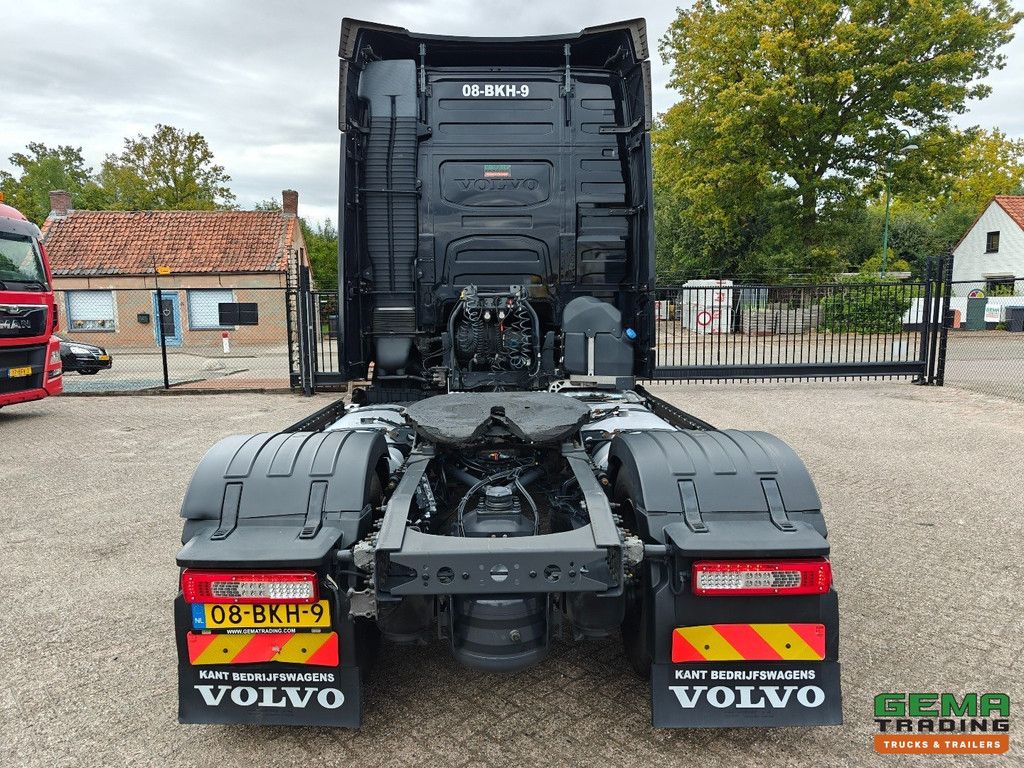 Volvo FH500 4x2 Globetrotter Euro 6C - Double Tanks - Side Skirts - Alcoa