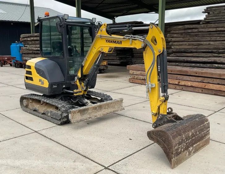 Yanmar SV26 Weinig uren!!