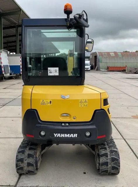 Yanmar SV26 Weinig uren!!