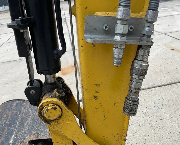 Yanmar SV26 Weinig uren!!