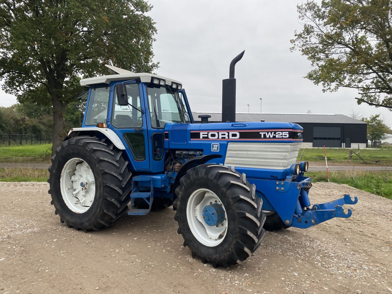 Nette Ford tw 25