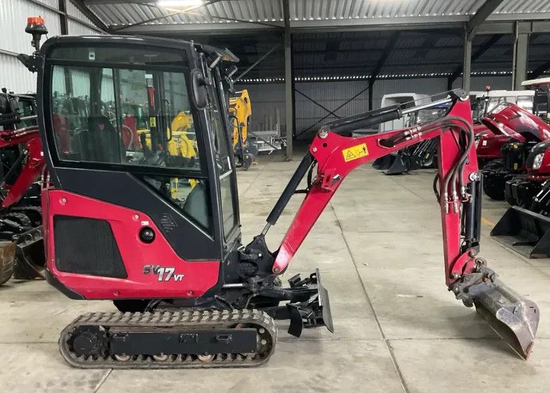 Yanmar SV17 minikraan ca 1300 draaiuren
