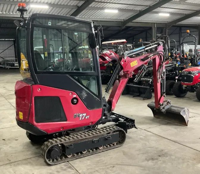 Yanmar SV17 minikraan ca 1300 draaiuren