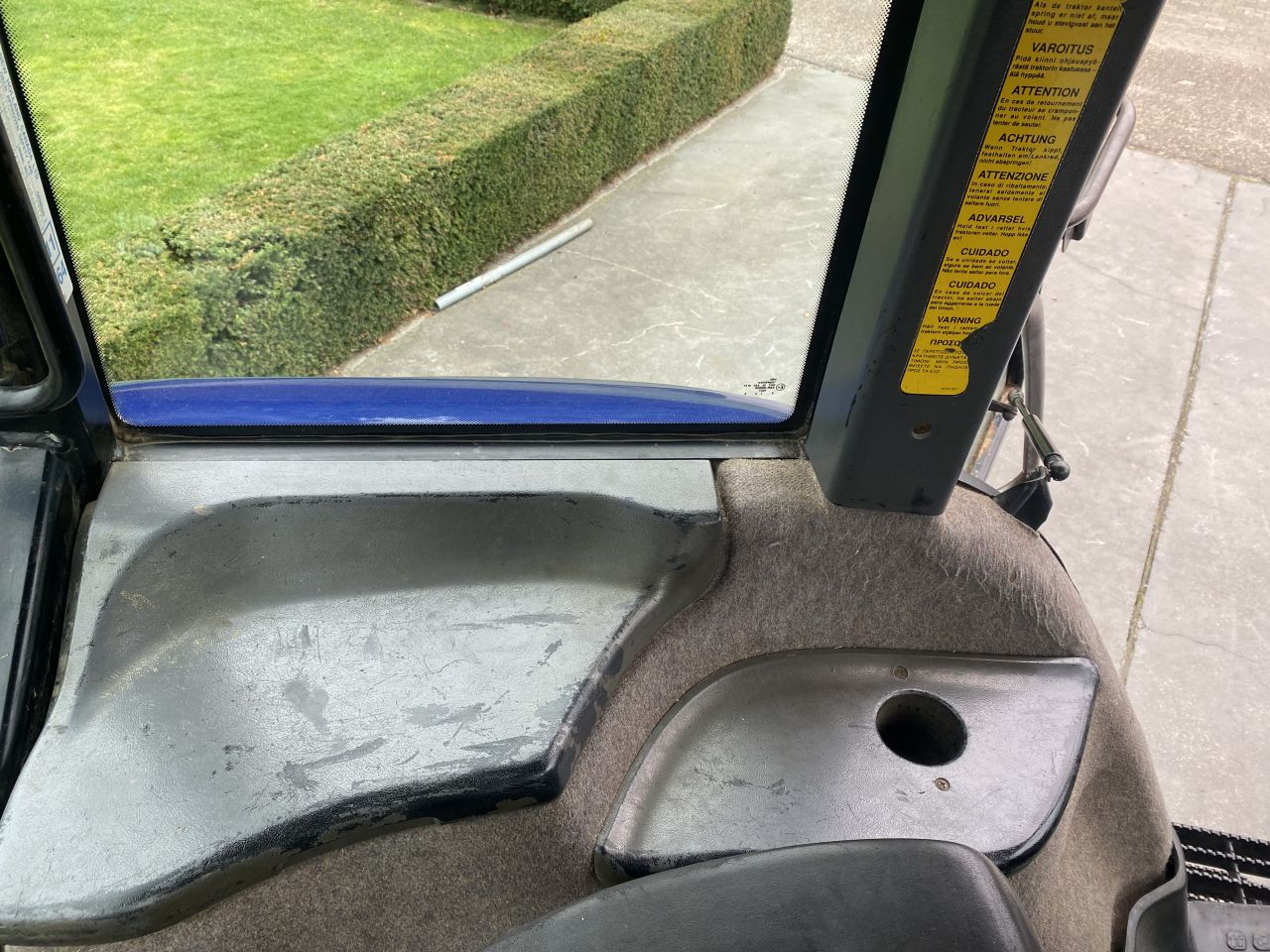 New holland Ford 8870 (bleu power)