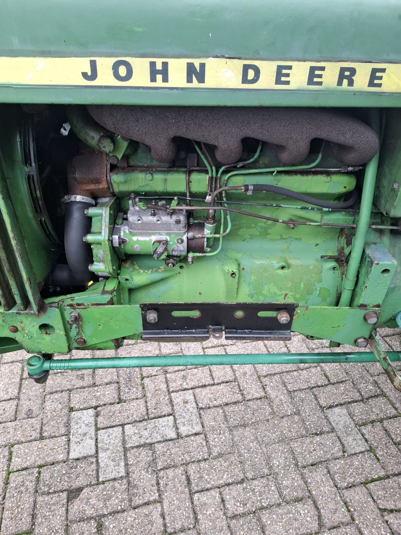 John Deere 2020