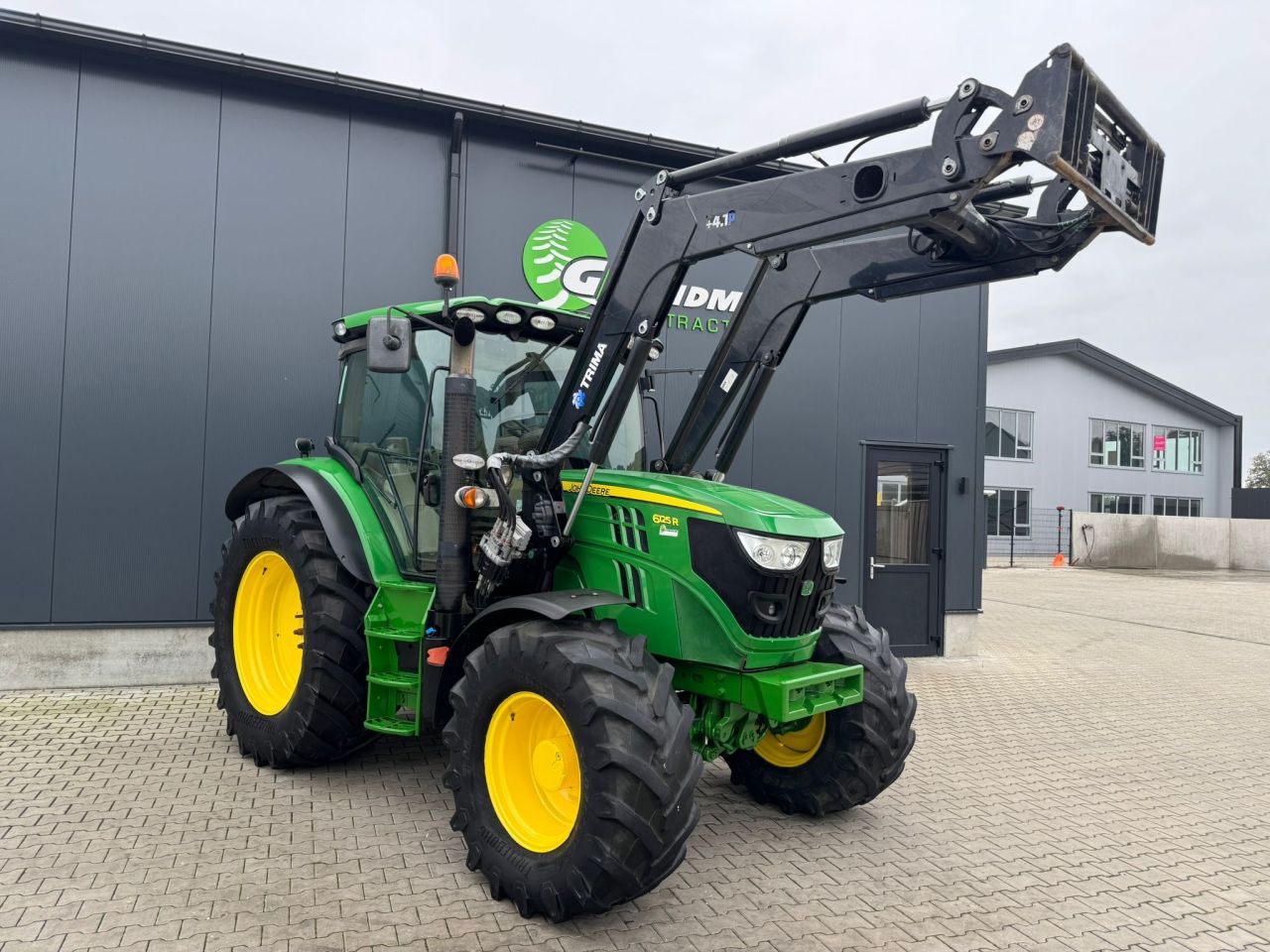 John Deere 6125R AP