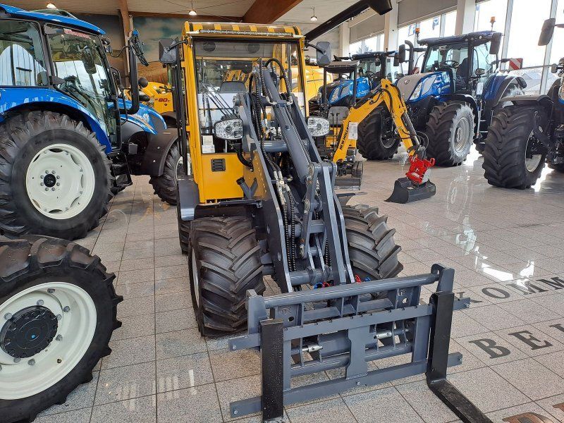 Eurotrac W 12 S