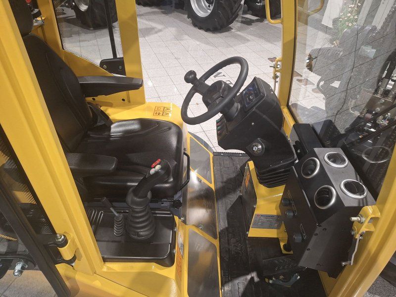 Eurotrac W12S