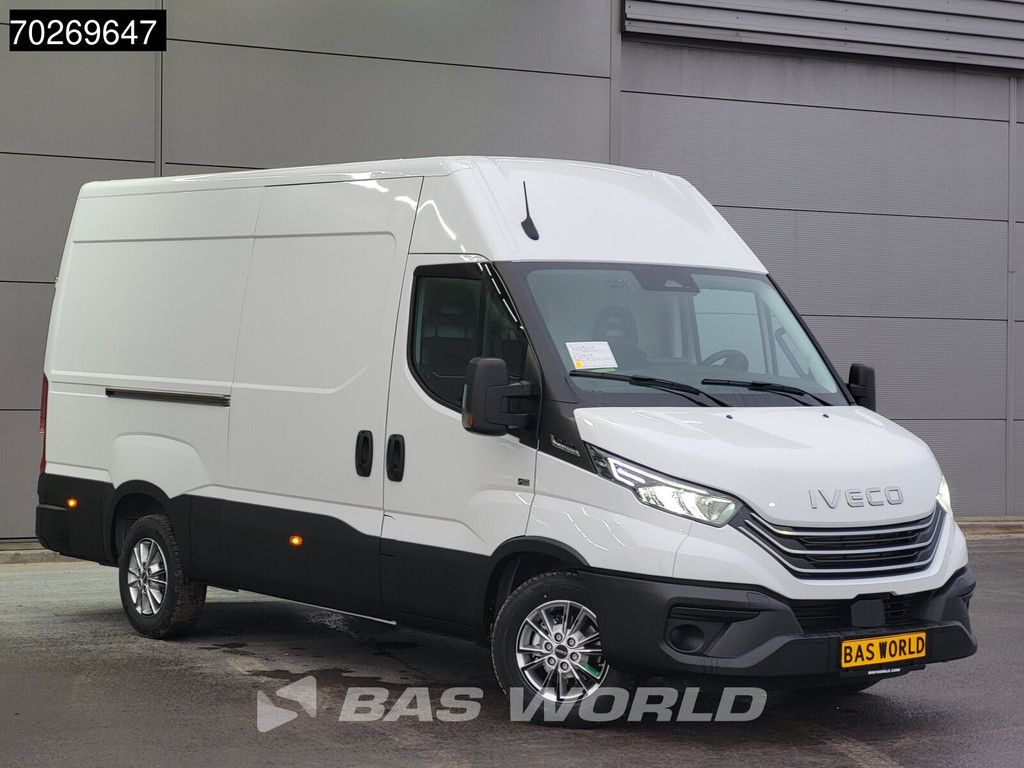 Iveco Daily 35S21 210PK 3.0L Automaat 2025 model L2H2 Trekhaak Tacho ACC LED CarPlay Velgen Camera 12m3 A/C Towbar