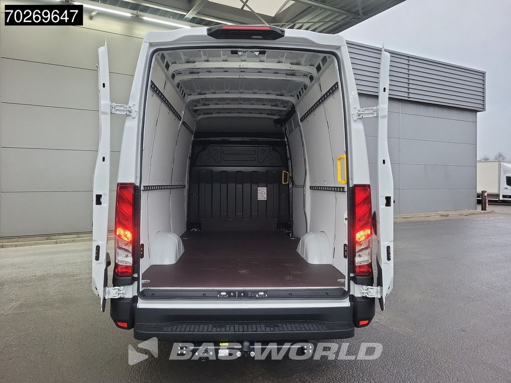 Iveco Daily 35S21 210PK 3.0L Automaat 2025 model L2H2 Trekhaak Tacho ACC LED CarPlay Velgen Camera 12m3 A/C Towbar