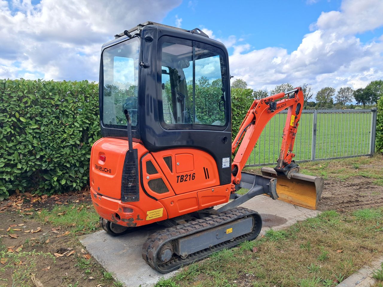 Minigraver Takeuchi TB216 / Graafmachine / Minikraan ( Bj 2015 )