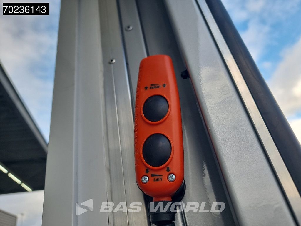 Iveco Daily 35C18 3.0L Automaat 1000KG Laadklep Zijdeur Dubbellucht 2025-Model Bakwagen ACC Airco Cruise Navi D'Hollandia Euro6 Meubelbak Koffer Bakwagen 21m3 Klima