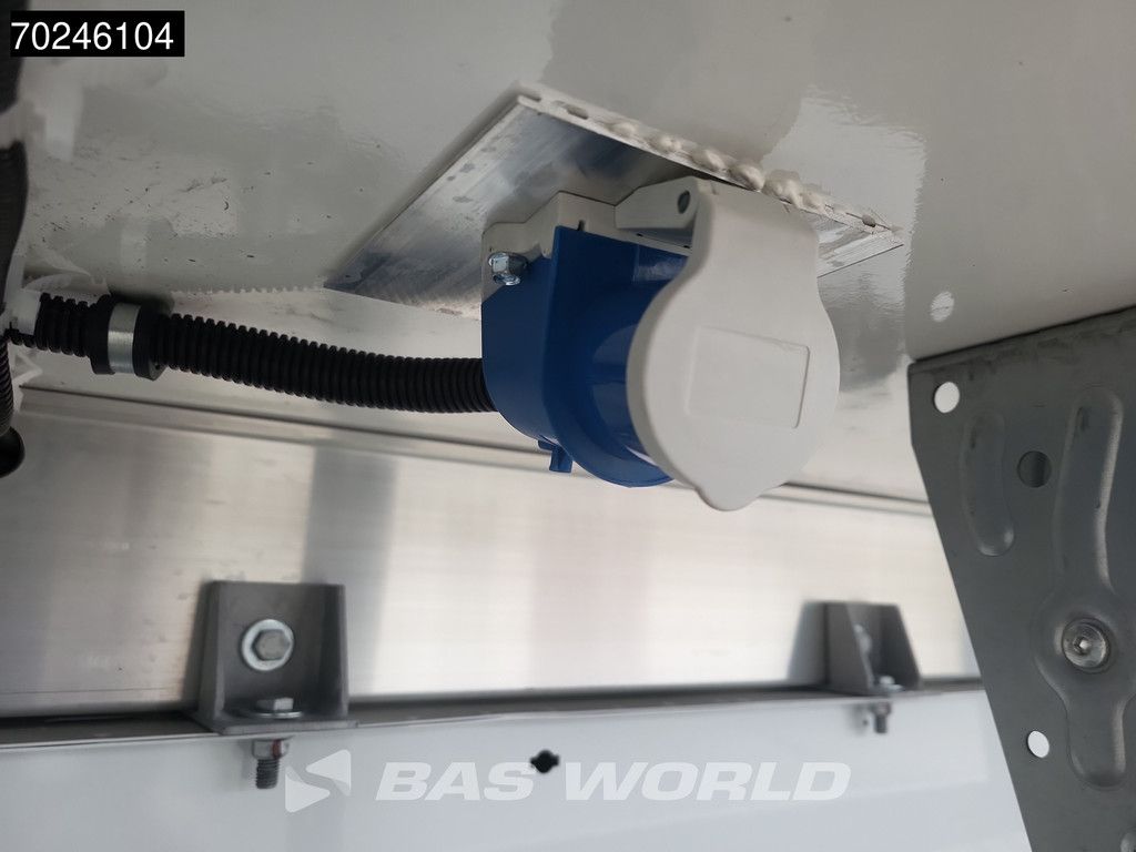 Renault Master 165PK Laadklep -15 Vriezer Koelwagen Thermo King V-200 MAX 230V stekker Koeler Vries Kühlwagen Bakwagen Kühlkoffer 17m3 A/C Cruise control