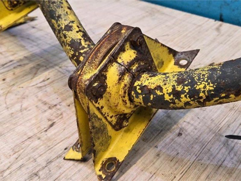New Holland 1550S