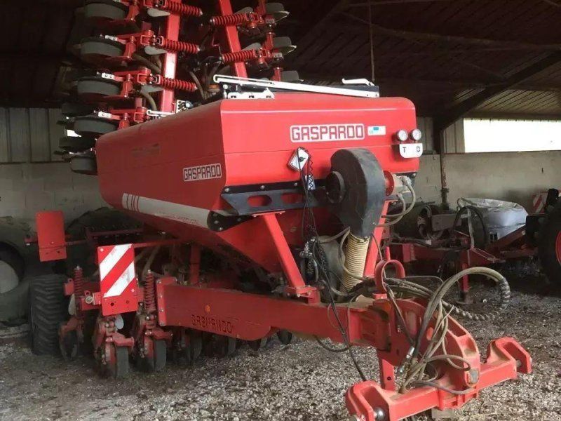Gehl gigante 600 33 ro