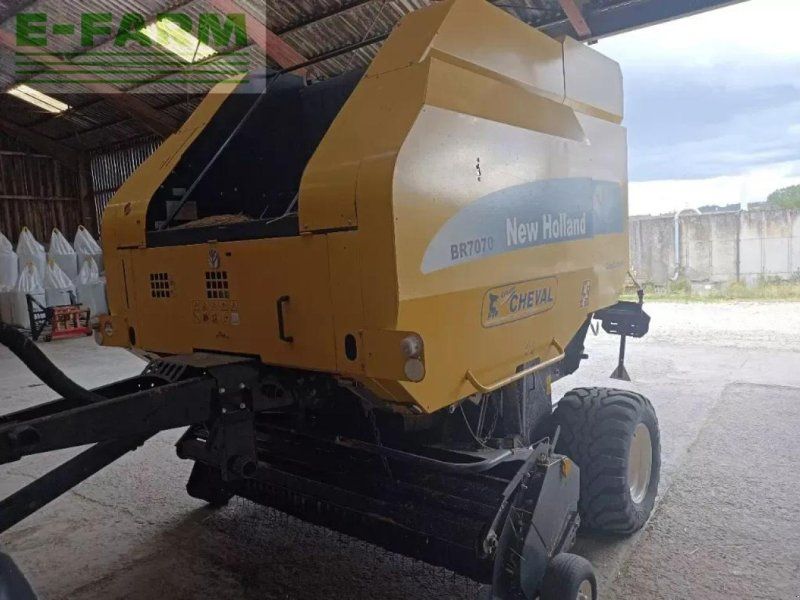 New Holland br7070 crop cutter