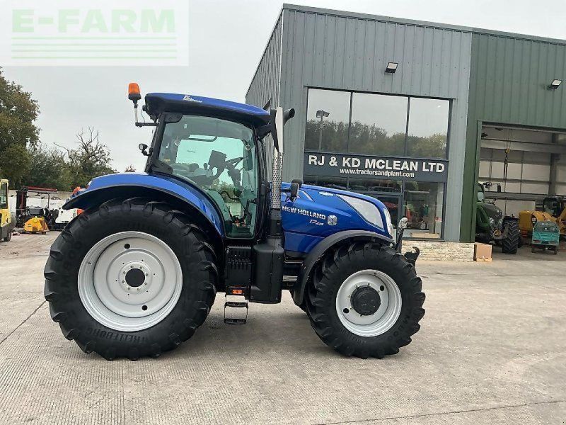 New Holland t7.225  (st24750)