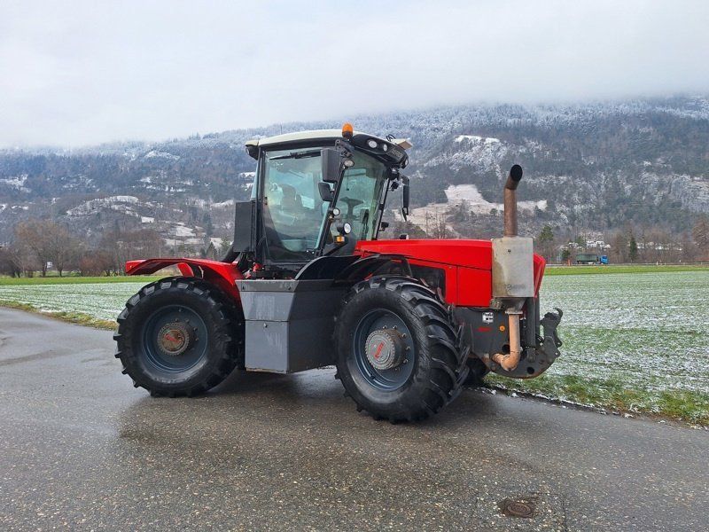 Claas Xerion 3300