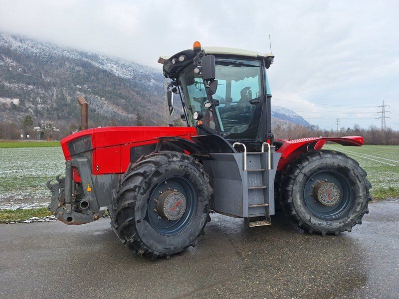 Claas Xerion 3300