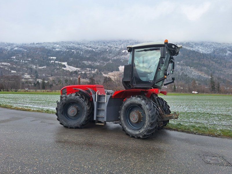 Claas Xerion 3300