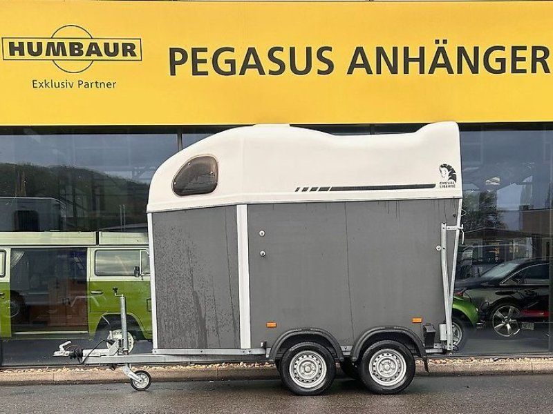 Cheval Liberte GOLD One GT13. 1,4t Pferdeanhänger