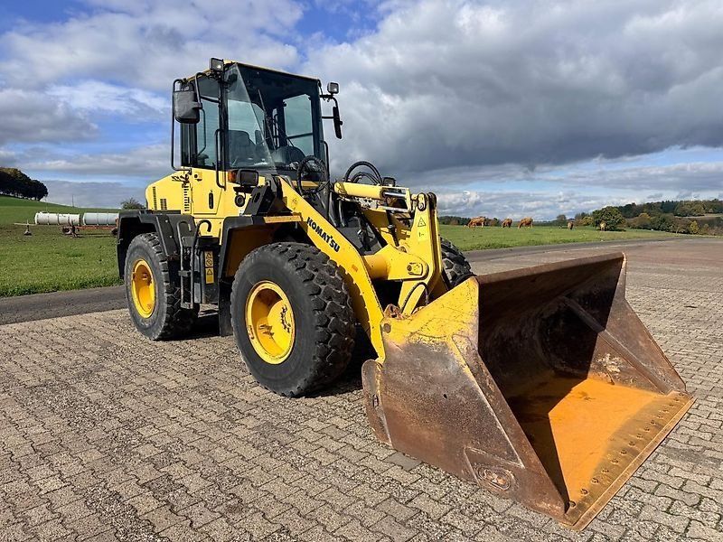 Komatsu WA150-5