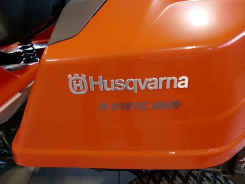 Husqvarna R 216 TC AWD