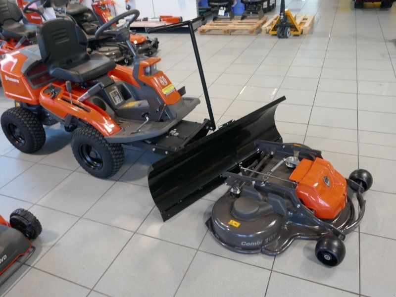 Husqvarna R 216 TC AWD