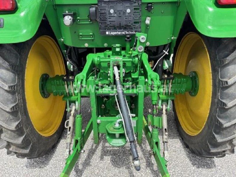 John Deere 5055 E