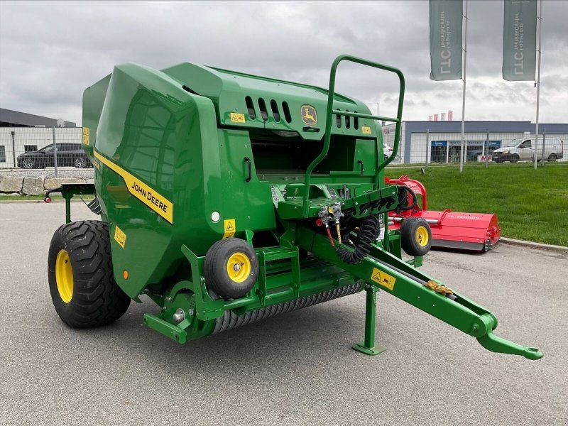 John Deere F 441 M Rund